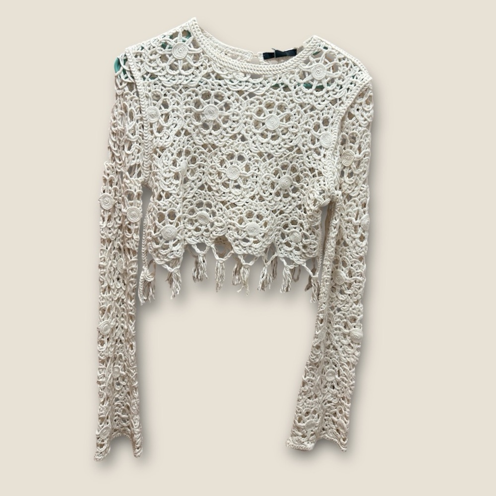 Forever 21 Cream Crochet Lace Cropped Top